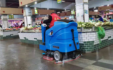 菜市场用优尼斯洗地机应用普遍