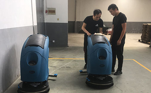 机械厂专用工业洗地机厂家  百里挑一选优尼斯