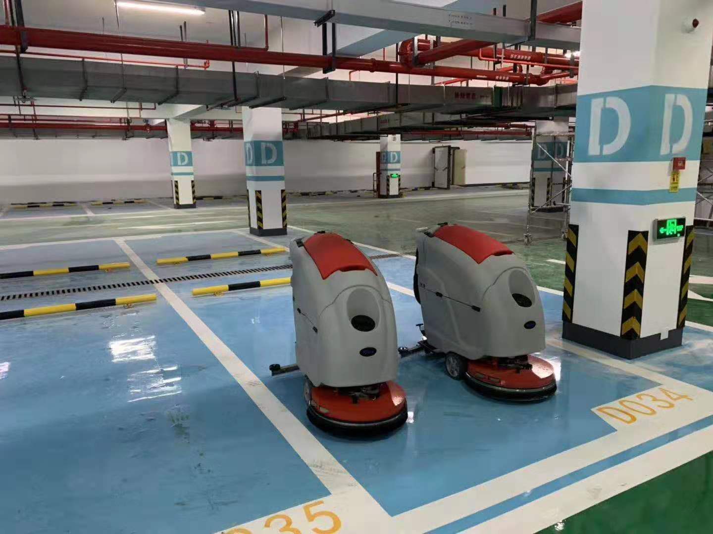 优尼斯手推式半自动工业洗地机L520B