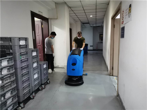 优尼斯工业级全自动洗地机